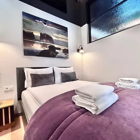 White Glove Artstay Apartamento